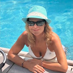 Meet your Posher, Nikki